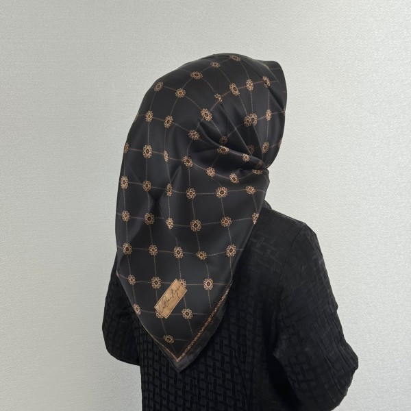 La Boutique Noir Royale Silk (Siyah Asalet Eşarp)